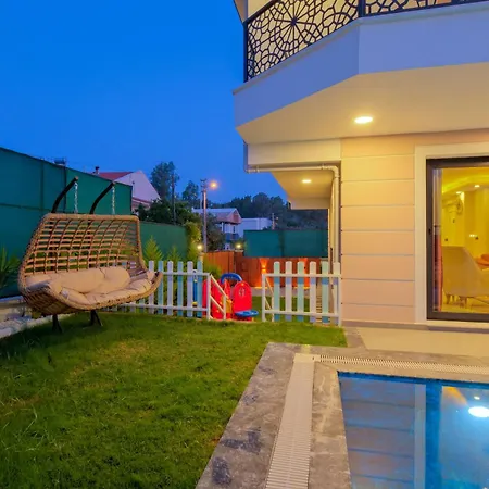 Efems فيلة فتحية