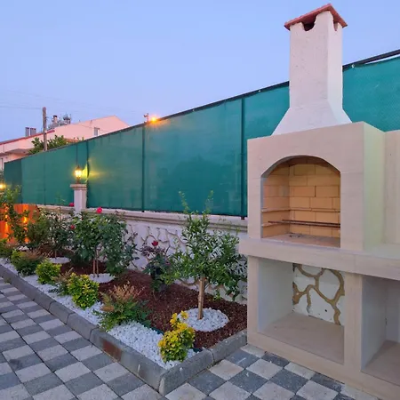 Efems فيلة فتحية