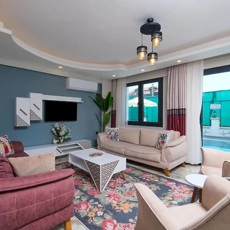 Villa Efems *