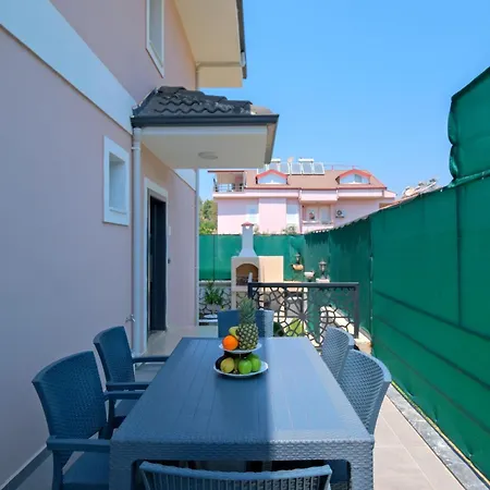 Villa Efems